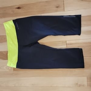 Brooks running capris